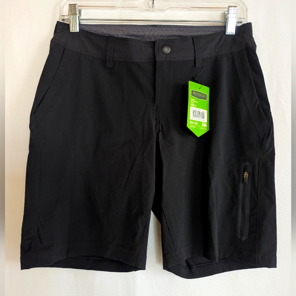 NWT Women's 2 REI Black Hiking Shorts Outdoors Active Stretchy Venturi Cargo